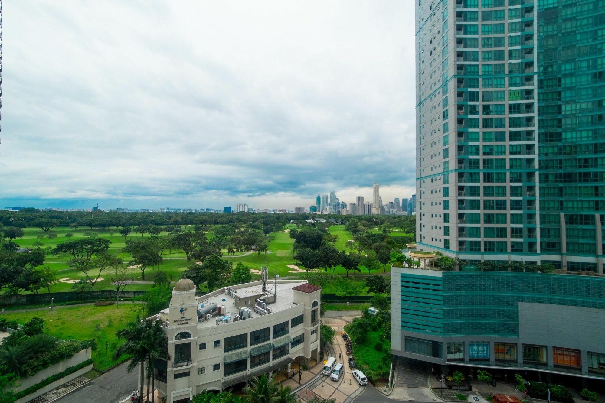 Zen Home Forbeswood Parklane Bgc 따구익 외부 사진