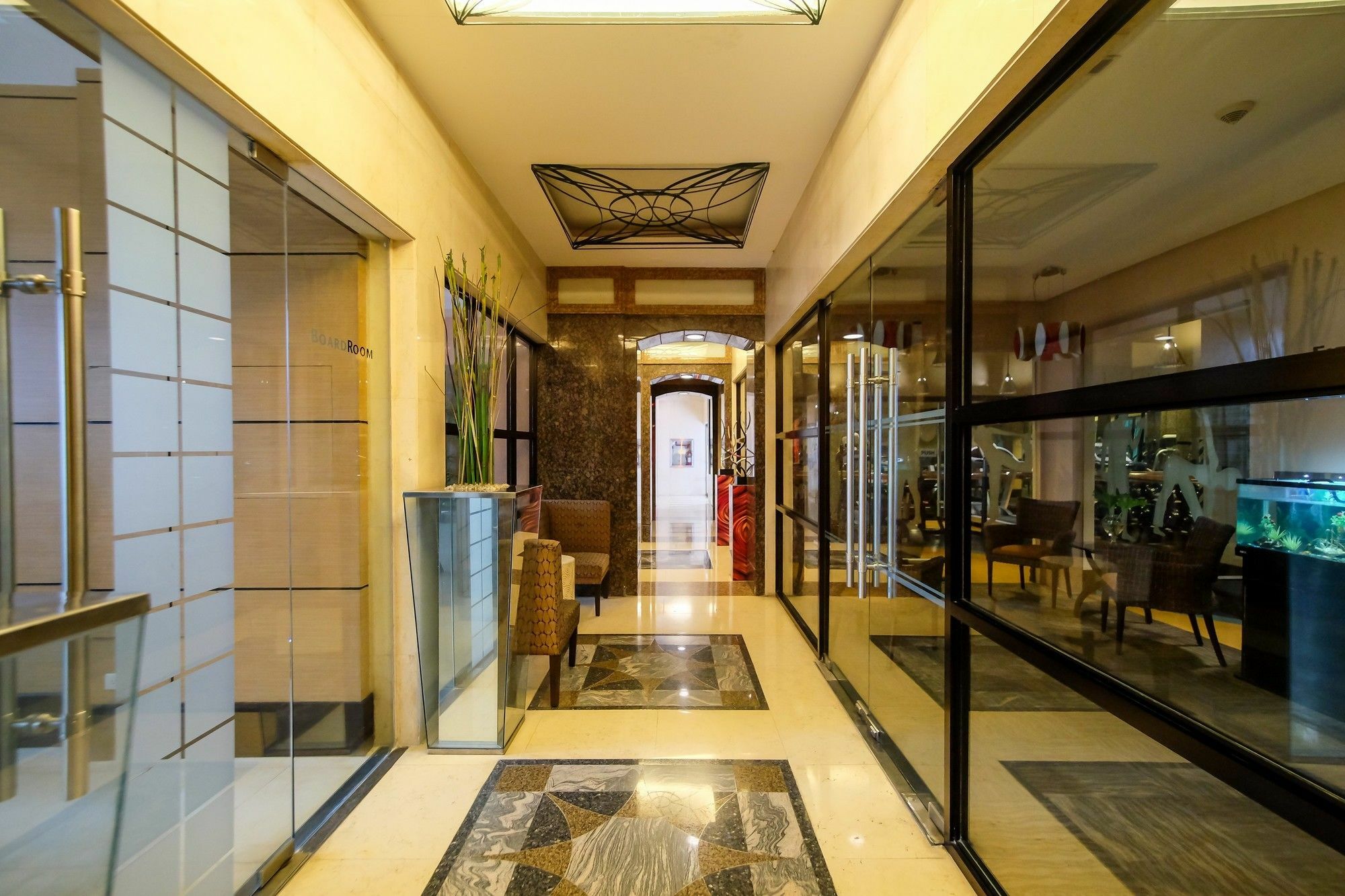 Zen Home Forbeswood Parklane Bgc 따구익 외부 사진