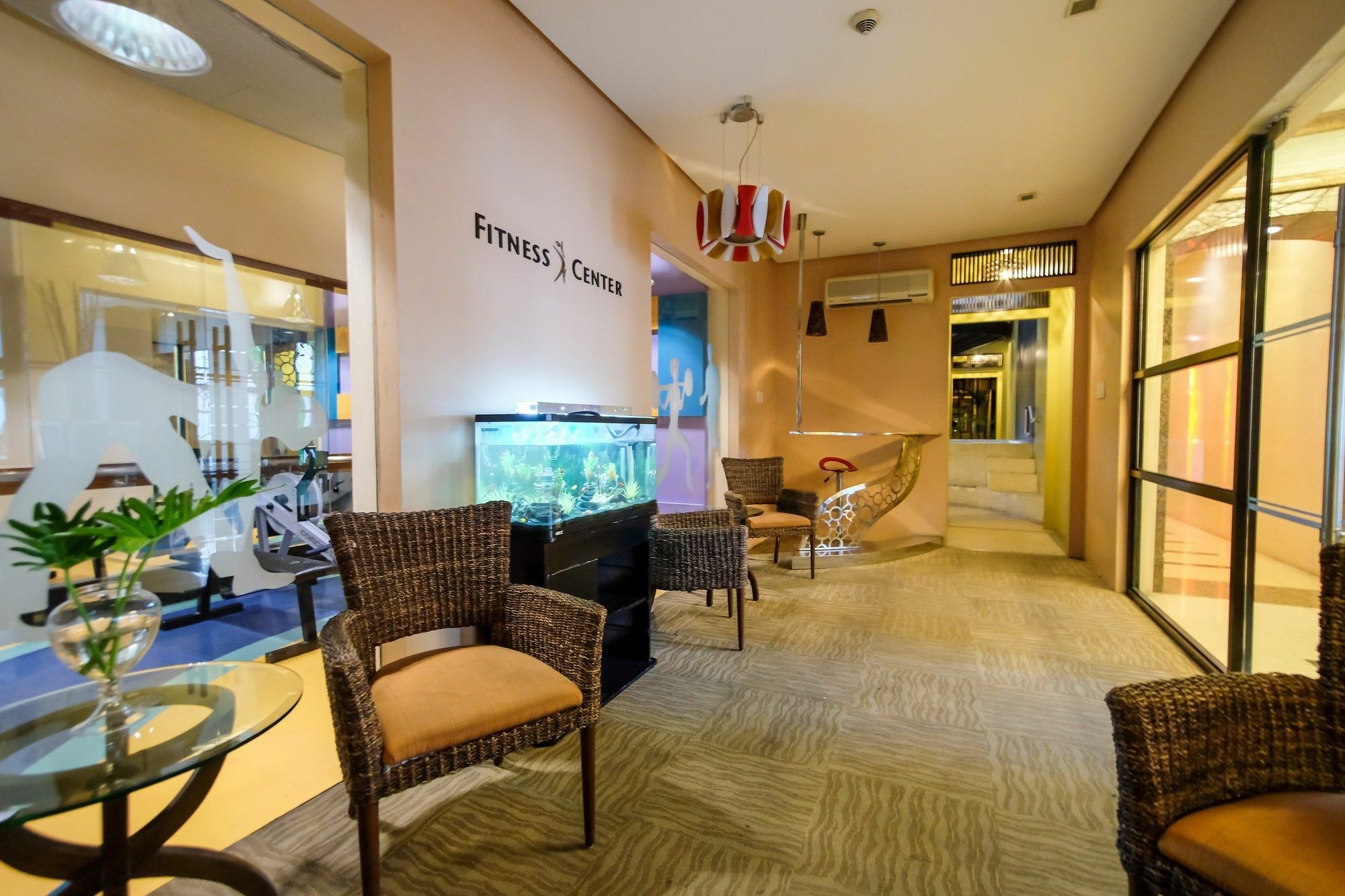 Zen Home Forbeswood Parklane Bgc 따구익 외부 사진